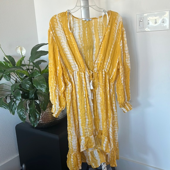 Blue Island Coverups Mini Dress Sz L Yellow White Ruffled Hem - Picture 1 of 1